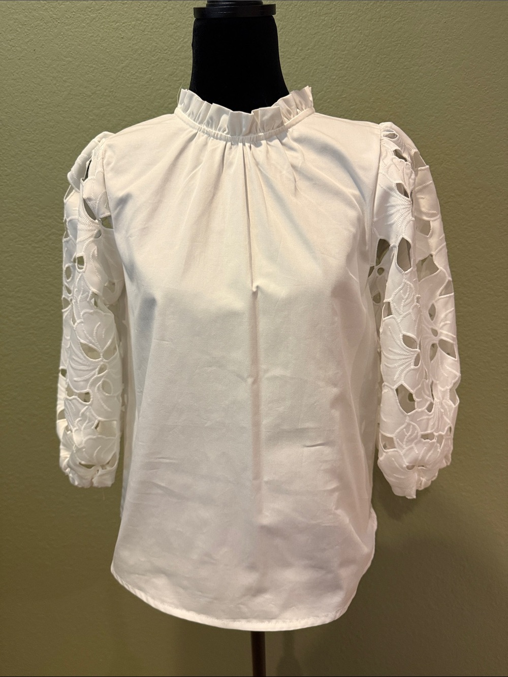 THML White Eyelet Puff Sleeve Ruffled Neck Blouse